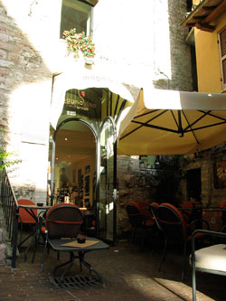 Restaurant in Assisi Magnavino