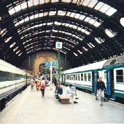 Deposit Baggage in Milan Station