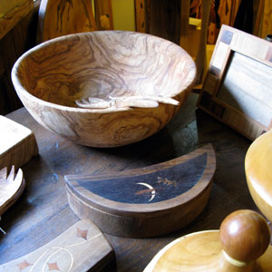 Olive wood workshop PATRIS